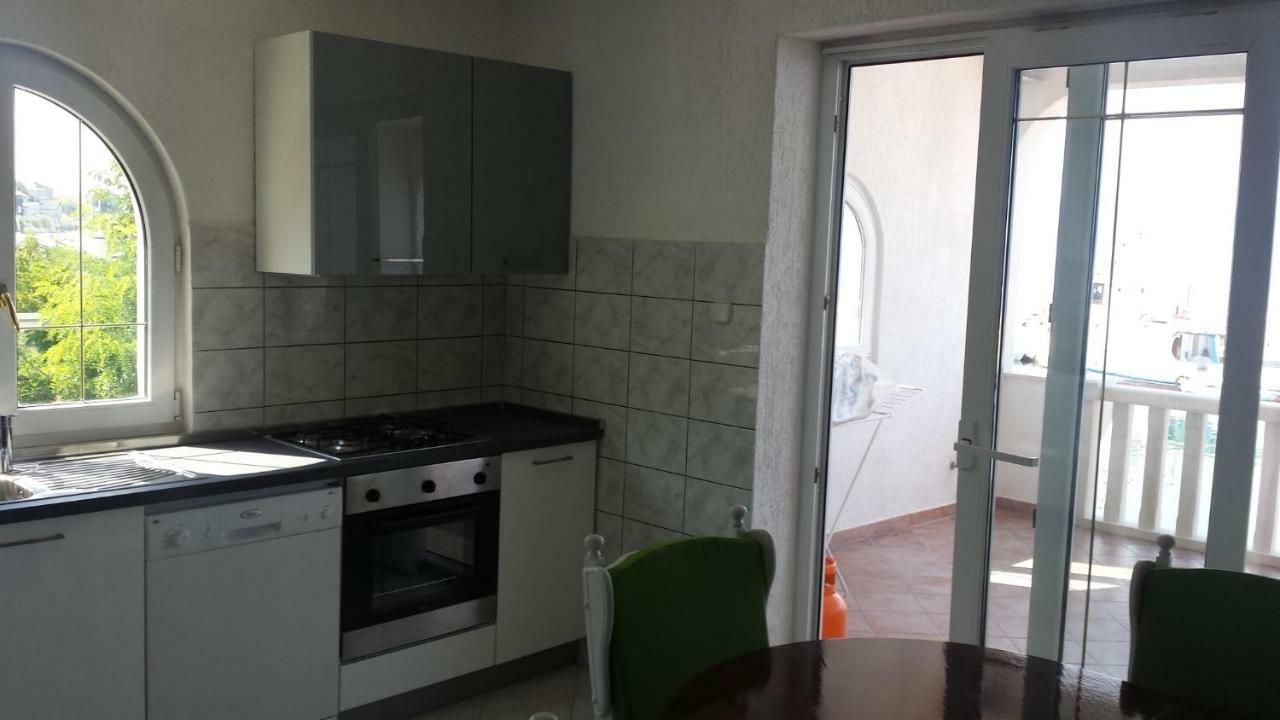 Apartmani Kristijan Jesenice  Ngoại thất bức ảnh